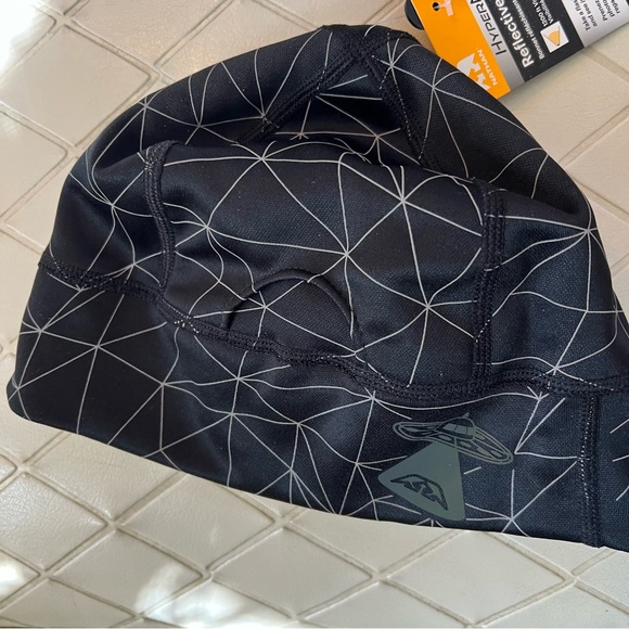 Nathan HyperNight Reflective Ponytail Beanie - Picture 3 of 4